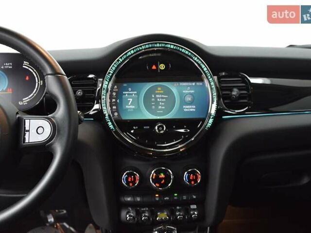 Сірий Міні Cooper, об'ємом двигуна 0 л та пробігом 11 тис. км за 20877 $, фото 6 на Automoto.ua