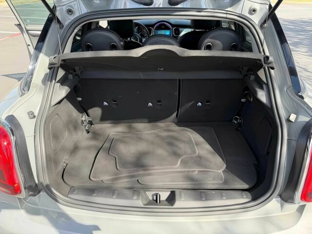 Сірий Міні Cooper, об'ємом двигуна 1.5 л та пробігом 13 тис. км за 9800 $, фото 14 на Automoto.ua