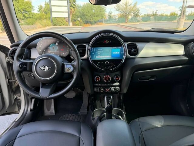 Сірий Міні Cooper, об'ємом двигуна 1.5 л та пробігом 13 тис. км за 9800 $, фото 9 на Automoto.ua