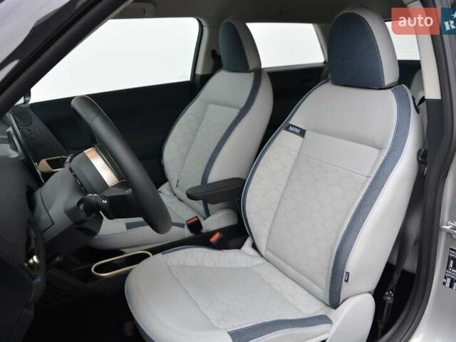 Серый Мини Купер, объемом двигателя 0 л и пробегом 11 тыс. км за 30643 $, фото 5 на Automoto.ua