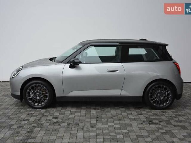 Серый Мини Купер, объемом двигателя 0 л и пробегом 8 тыс. км за 24729 $, фото 1 на Automoto.ua