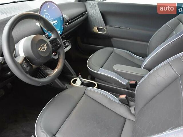 Серый Мини Купер, объемом двигателя 0 л и пробегом 9 тыс. км за 24745 $, фото 4 на Automoto.ua