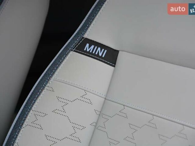 Серый Мини Купер, объемом двигателя 0 л и пробегом 11 тыс. км за 30643 $, фото 6 на Automoto.ua