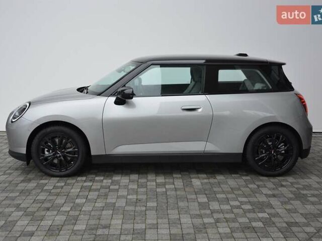 Сірий Міні Cooper, об'ємом двигуна 0 л та пробігом 9 тис. км за 25704 $, фото 1 на Automoto.ua