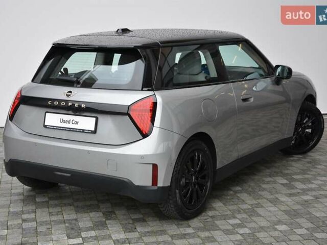 Серый Мини Купер, объемом двигателя 0 л и пробегом 11 тыс. км за 30643 $, фото 7 на Automoto.ua