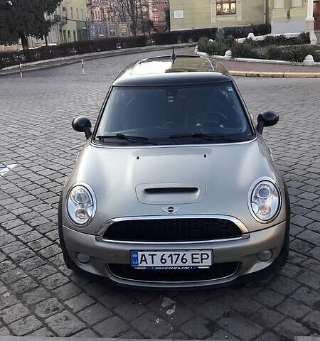 Сірий Міні Cooper, об'ємом двигуна 1.6 л та пробігом 220 тис. км за 7600 $, фото 5 на Automoto.ua