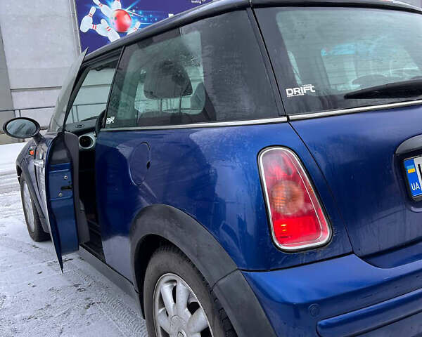 Синій Міні Cooper, об'ємом двигуна 1.6 л та пробігом 150 тис. км за 4000 $, фото 4 на Automoto.ua