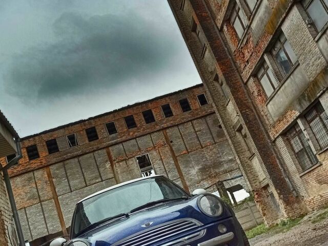 Синий Мини Купер, объемом двигателя 1.6 л и пробегом 356 тыс. км за 4200 $, фото 10 на Automoto.ua