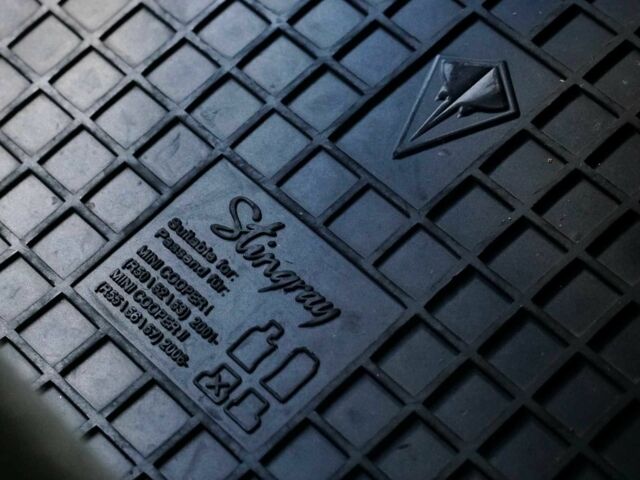 Синий Мини Купер, объемом двигателя 1.6 л и пробегом 202 тыс. км за 4200 $, фото 14 на Automoto.ua