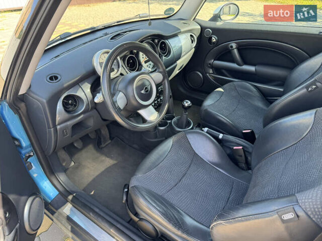 Міні Cooper 2004 у Яготине на Automoto.ua Синій Міні Cooper, об'ємом двигуна 1.6 л та пробігом 158 тис. км за 5600 $, фото 3 на Automoto.ua