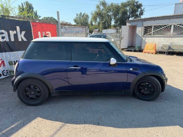 Синій Міні Cooper, об'ємом двигуна 1.6 л та пробігом 155 тис. км за 6020 $, фото 7 на Automoto.ua