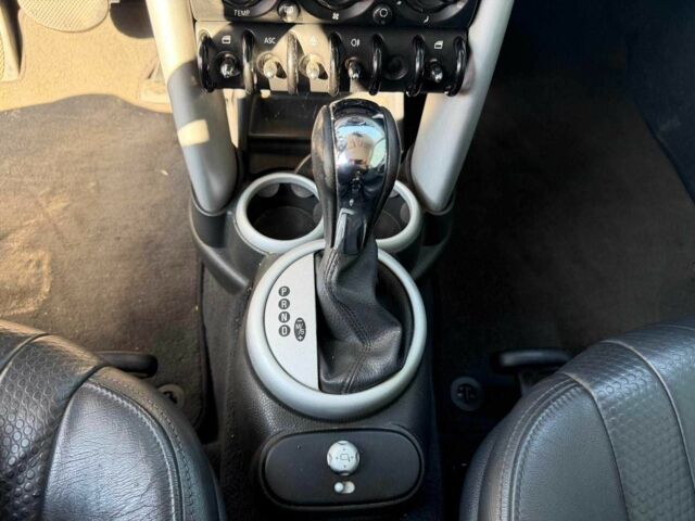 Синій Міні Cooper, об'ємом двигуна 1.6 л та пробігом 155 тис. км за 6020 $, фото 22 на Automoto.ua