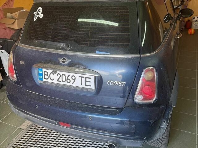 Синій Міні Cooper, об'ємом двигуна 1.6 л та пробігом 196 тис. км за 3900 $, фото 10 на Automoto.ua