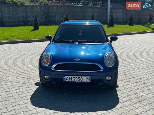 Синій Міні Cooper, об'ємом двигуна 1.4 л та пробігом 195 тис. км за 4300 $, фото 5 на Automoto.ua