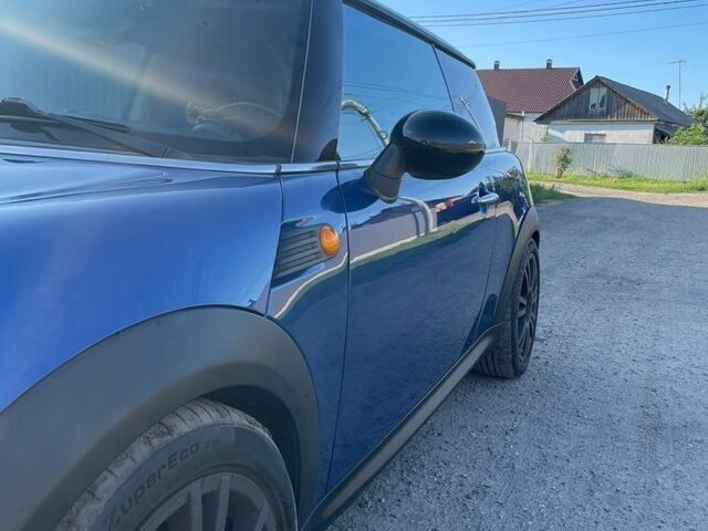 Синій Міні Cooper, об'ємом двигуна 1.4 л та пробігом 181 тис. км за 5900 $, фото 10 на Automoto.ua
