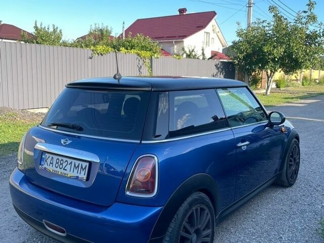 Синій Міні Cooper, об'ємом двигуна 1.4 л та пробігом 181 тис. км за 5900 $, фото 6 на Automoto.ua