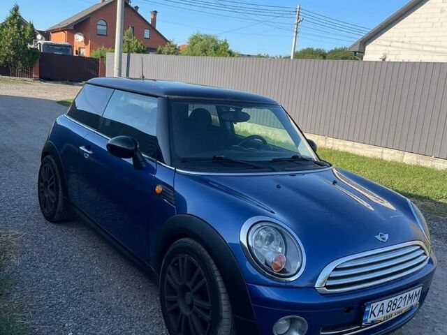 Синій Міні Cooper, об'ємом двигуна 1.4 л та пробігом 181 тис. км за 5900 $, фото 9 на Automoto.ua