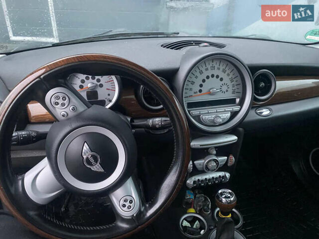 Синій Міні Cooper, об'ємом двигуна 1.6 л та пробігом 251 тис. км за 4500 $, фото 6 на Automoto.ua