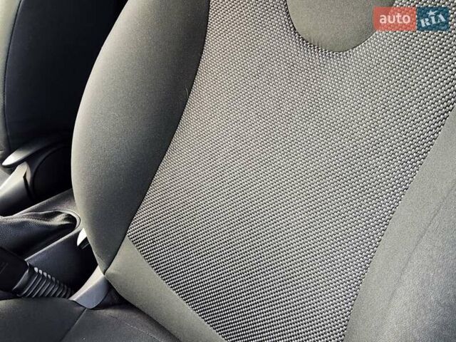 Синій Міні Cooper, об'ємом двигуна 1.4 л та пробігом 125 тис. км за 6999 $, фото 31 на Automoto.ua