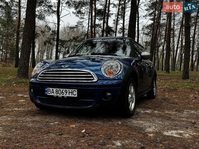 Синий Мини Купер, объемом двигателя 1.56 л и пробегом 234 тыс. км за 6000 $, фото 1 на Automoto.ua