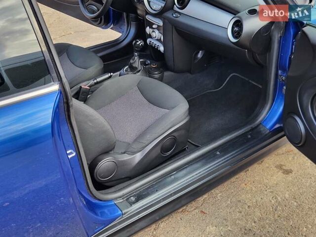 Синій Міні Cooper, об'ємом двигуна 1.4 л та пробігом 125 тис. км за 6999 $, фото 38 на Automoto.ua