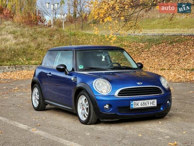 Синій Міні Cooper, об'ємом двигуна 1.4 л та пробігом 125 тис. км за 6999 $, фото 5 на Automoto.ua