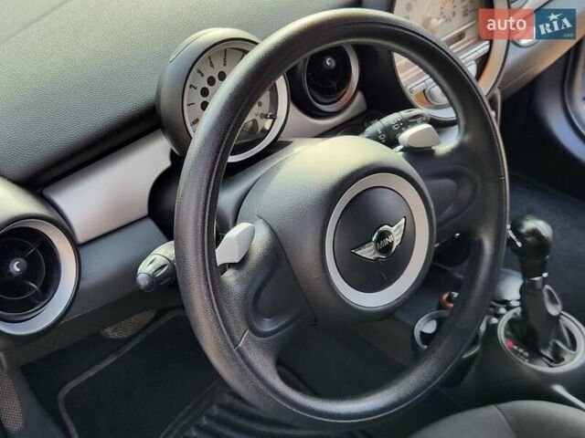 Синій Міні Cooper, об'ємом двигуна 1.4 л та пробігом 125 тис. км за 6999 $, фото 24 на Automoto.ua