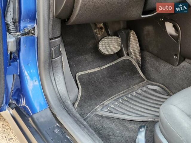 Синій Міні Cooper, об'ємом двигуна 1.4 л та пробігом 125 тис. км за 6999 $, фото 21 на Automoto.ua