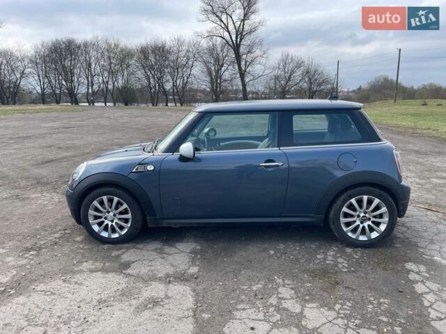Синий Мини Купер, объемом двигателя 1.6 л и пробегом 237 тыс. км за 6300 $, фото 4 на Automoto.ua