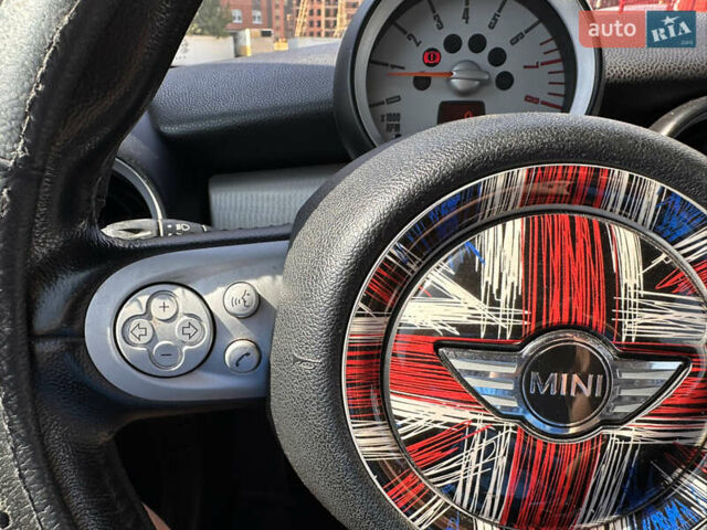 Синій Міні Cooper, об'ємом двигуна 1.6 л та пробігом 163 тис. км за 6000 $, фото 48 на Automoto.ua
