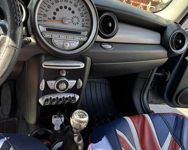 Синій Міні Cooper, об'ємом двигуна 1.6 л та пробігом 163 тис. км за 6000 $, фото 36 на Automoto.ua