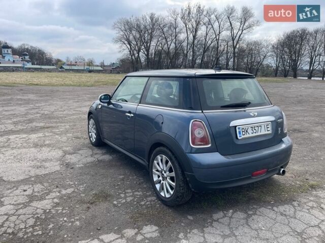 Синий Мини Купер, объемом двигателя 1.6 л и пробегом 237 тыс. км за 6300 $, фото 6 на Automoto.ua