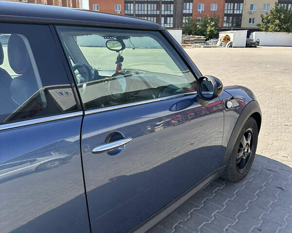 Синій Міні Cooper, об'ємом двигуна 1.6 л та пробігом 163 тис. км за 6000 $, фото 14 на Automoto.ua