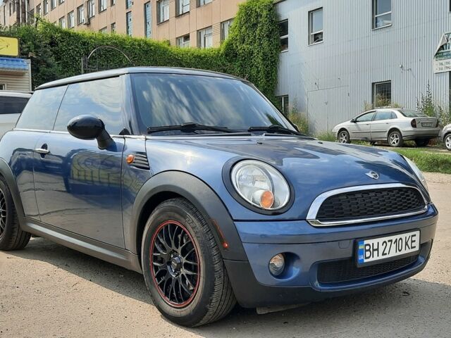 Синій Міні Cooper, об'ємом двигуна 16 л та пробігом 225 тис. км за 5999 $, фото 3 на Automoto.ua