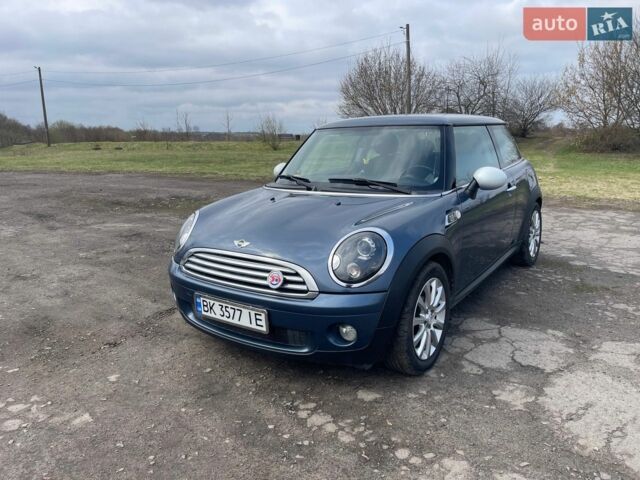 Синій Міні Cooper, об'ємом двигуна 1.6 л та пробігом 237 тис. км за 6150 $, фото 1 на Automoto.ua