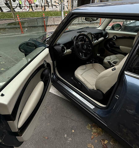 Мини Купер 2010 в Киеве на Automoto.ua Синий Мини Купер, объемом двигателя 1.6 л и пробегом 209 тыс. км за 7500 $, фото 13 на Automoto.ua