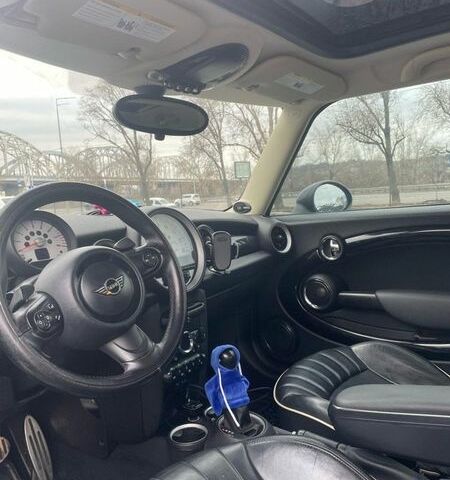 Синій Міні Cooper, об'ємом двигуна 1.6 л та пробігом 185 тис. км за 9900 $, фото 5 на Automoto.ua