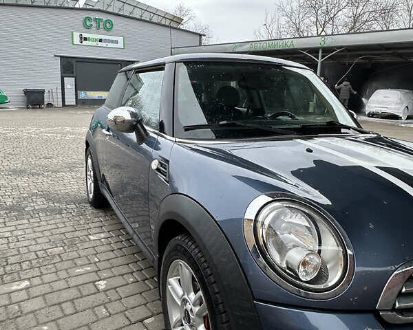 Синій Міні Cooper, об'ємом двигуна 1.6 л та пробігом 242 тис. км за 6900 $, фото 1 на Automoto.ua