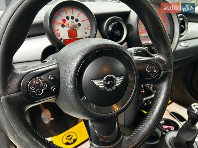 Синій Міні Cooper, об'ємом двигуна 1.6 л та пробігом 243 тис. км за 7500 $, фото 10 на Automoto.ua