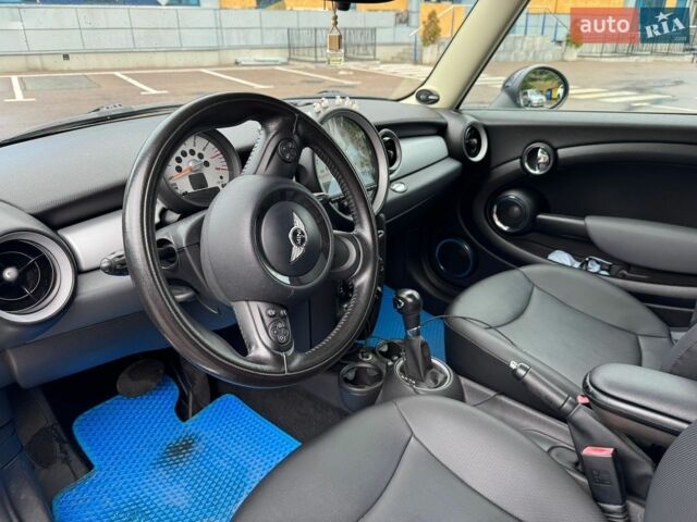 Синій Міні Cooper, об'ємом двигуна 1.6 л та пробігом 194 тис. км за 7300 $, фото 9 на Automoto.ua