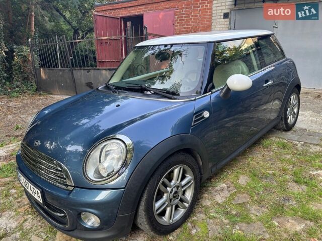 Синій Міні Cooper, об'ємом двигуна 1.6 л та пробігом 172 тис. км за 8000 $, фото 3 на Automoto.ua