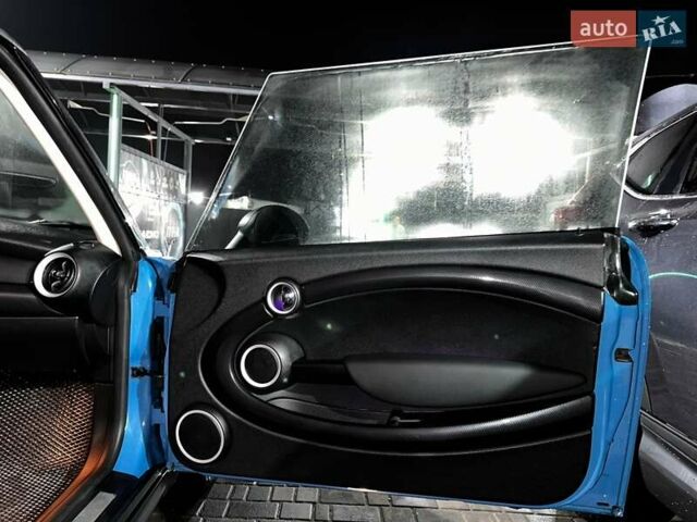 Синій Міні Cooper, об'ємом двигуна 1.6 л та пробігом 98 тис. км за 9300 $, фото 14 на Automoto.ua