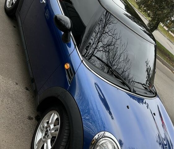 Синий Мини Купер, объемом двигателя 1.6 л и пробегом 113 тыс. км за 8600 $, фото 6 на Automoto.ua