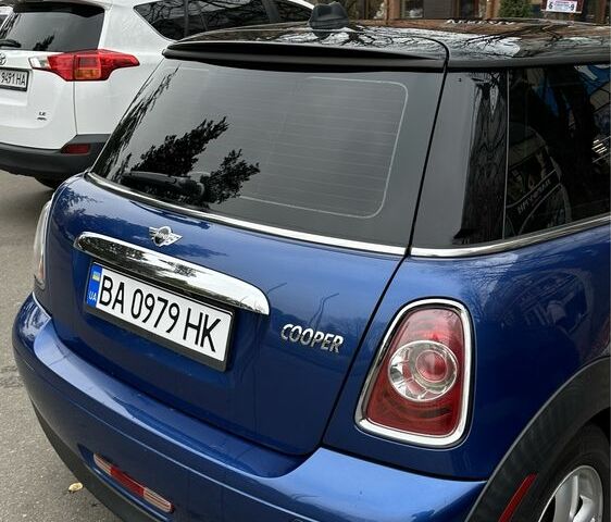 Синий Мини Купер, объемом двигателя 1.6 л и пробегом 113 тыс. км за 8600 $, фото 3 на Automoto.ua