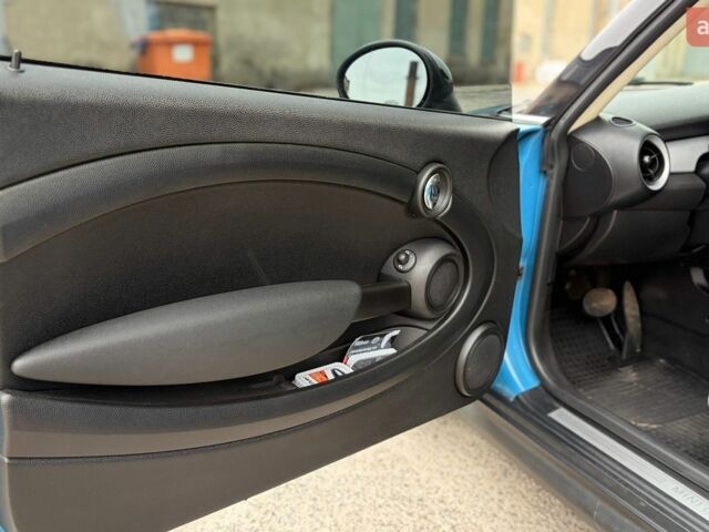 Синій Міні Cooper, об'ємом двигуна 1.6 л та пробігом 144 тис. км за 8199 $, фото 11 на Automoto.ua