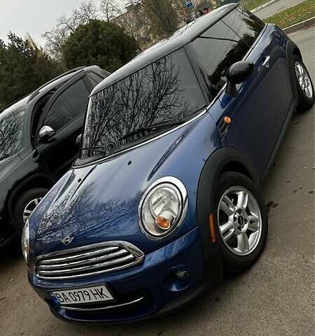 Синий Мини Купер, объемом двигателя 1.6 л и пробегом 113 тыс. км за 8600 $, фото 13 на Automoto.ua