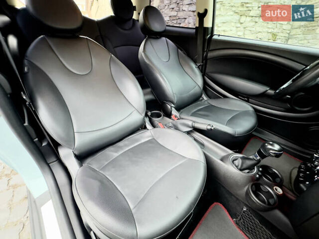 Синій Міні Cooper, об'ємом двигуна 1.6 л та пробігом 231 тис. км за 7300 $, фото 63 на Automoto.ua