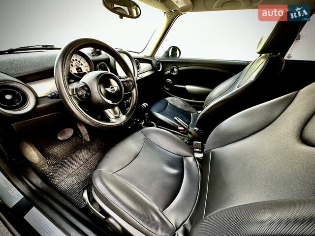 Синій Міні Cooper, об'ємом двигуна 1.6 л та пробігом 233 тис. км за 8300 $, фото 33 на Automoto.ua