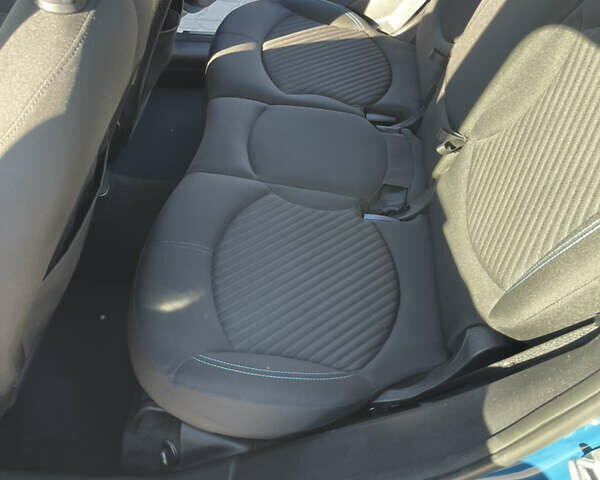 Синий Мини Купер, объемом двигателя 1.6 л и пробегом 140 тыс. км за 11999 $, фото 15 на Automoto.ua