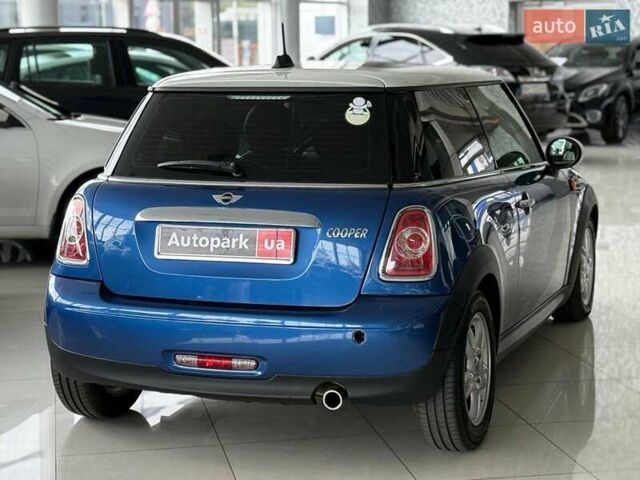 Синій Міні Cooper, об'ємом двигуна 1.6 л та пробігом 156 тис. км за 10440 $, фото 4 на Automoto.ua